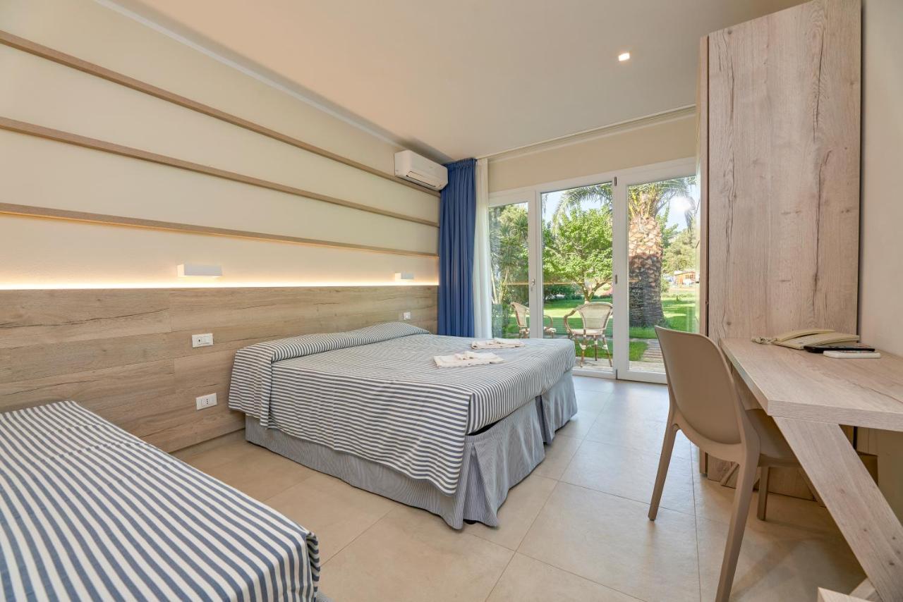 Hotel Villa Rodriguez Capoliveri  Bagian luar foto