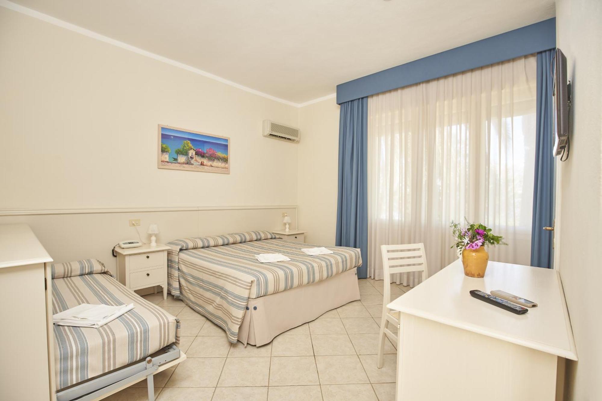 Hotel Villa Rodriguez Capoliveri  Bagian luar foto