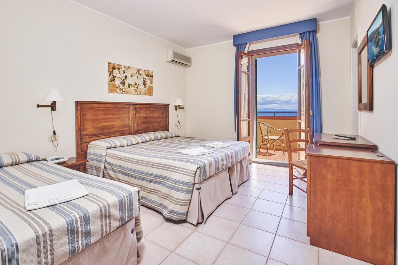 Hotel Villa Rodriguez Capoliveri  Bagian luar foto